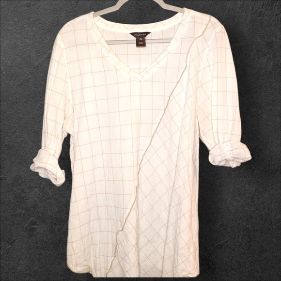 White Grid Pattern Blouse by Multiples - Picture 2 of 3